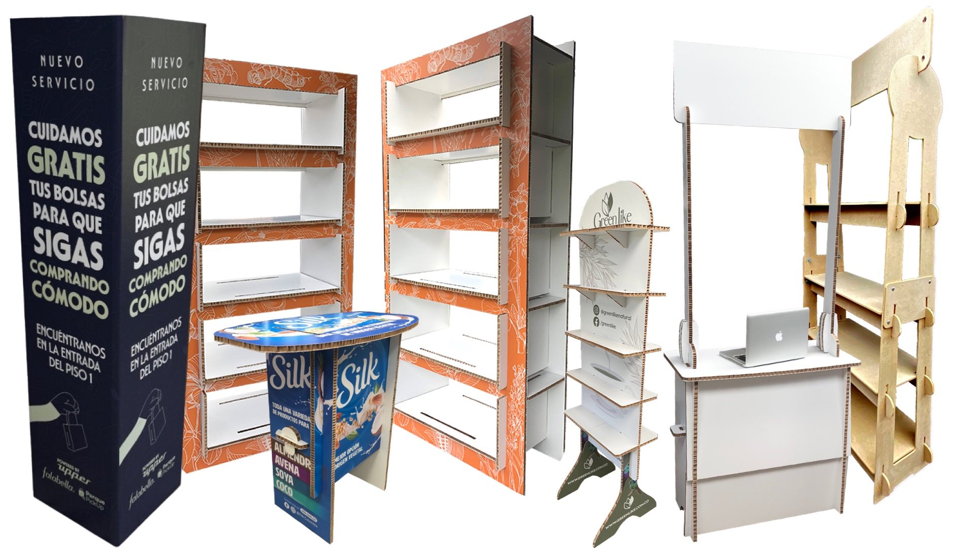 Fotos reales de stands y displays Eco Stands: torre, repisas, mesa y counter en cartón y madera MDF